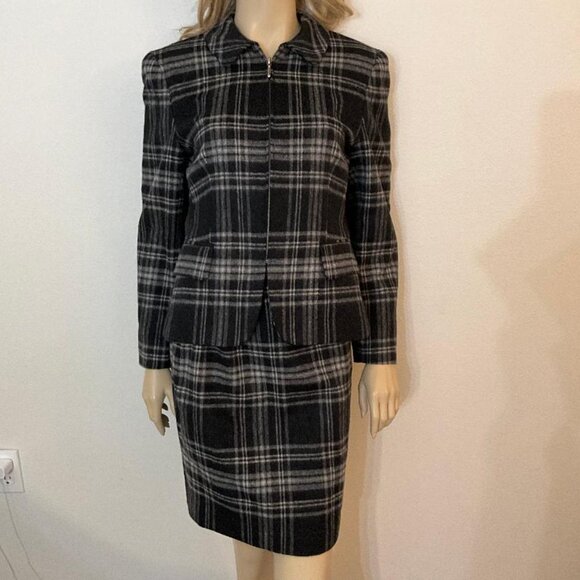 JONES NEW YORK 100% wool plaid 2-piece jacket & skirt suit set NWOT size 6 - Picture 2 of 6